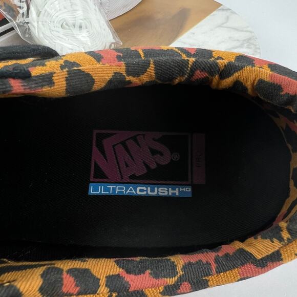 NEW Vans Old Skool Pro UltraCush Punk Black White Animal Print Size 10 - Picture 8 of 10